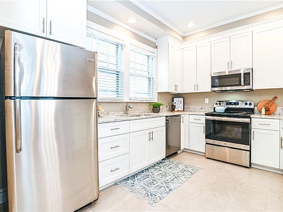 5th image of 538 Maryland Ave