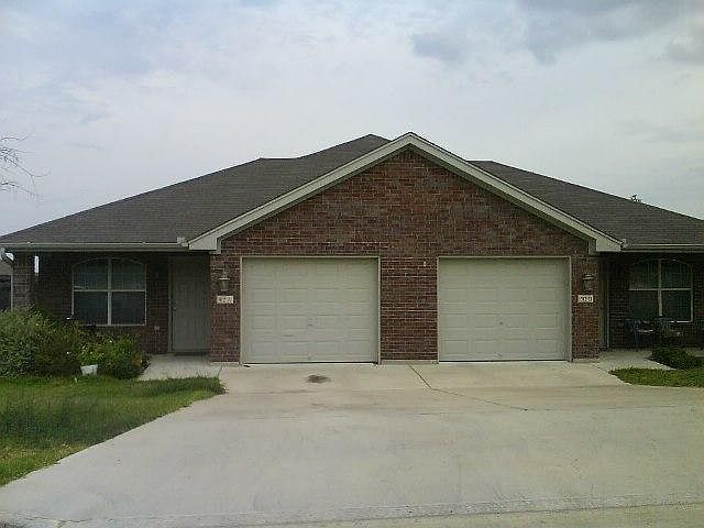 1st image of 512 Olaf Dr #A