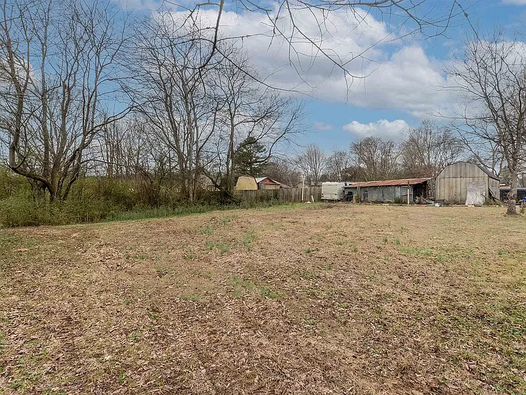 1219 N Parker St — Photo 34