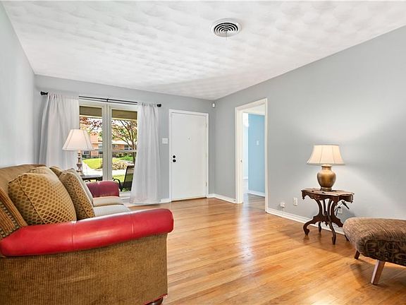 4th image of 8608 Stillwater Dr