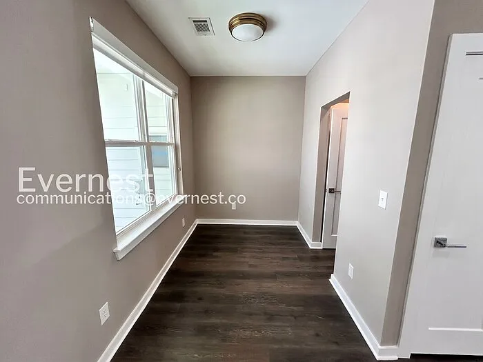 303 Jeffries Way — Photo 9