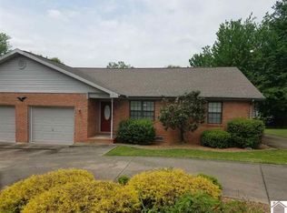 2979 Nebraska St, Paducah, KY 42001