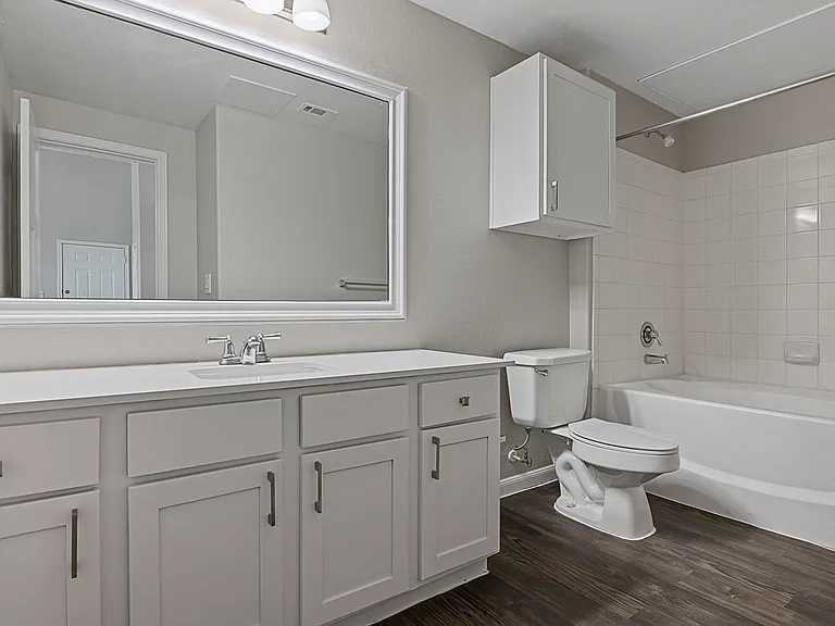 The Aidan Apartments — Photo 13