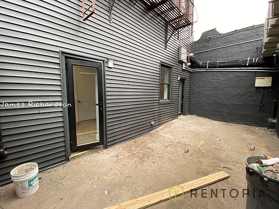 3rd image of 644 Lorimer St #3E