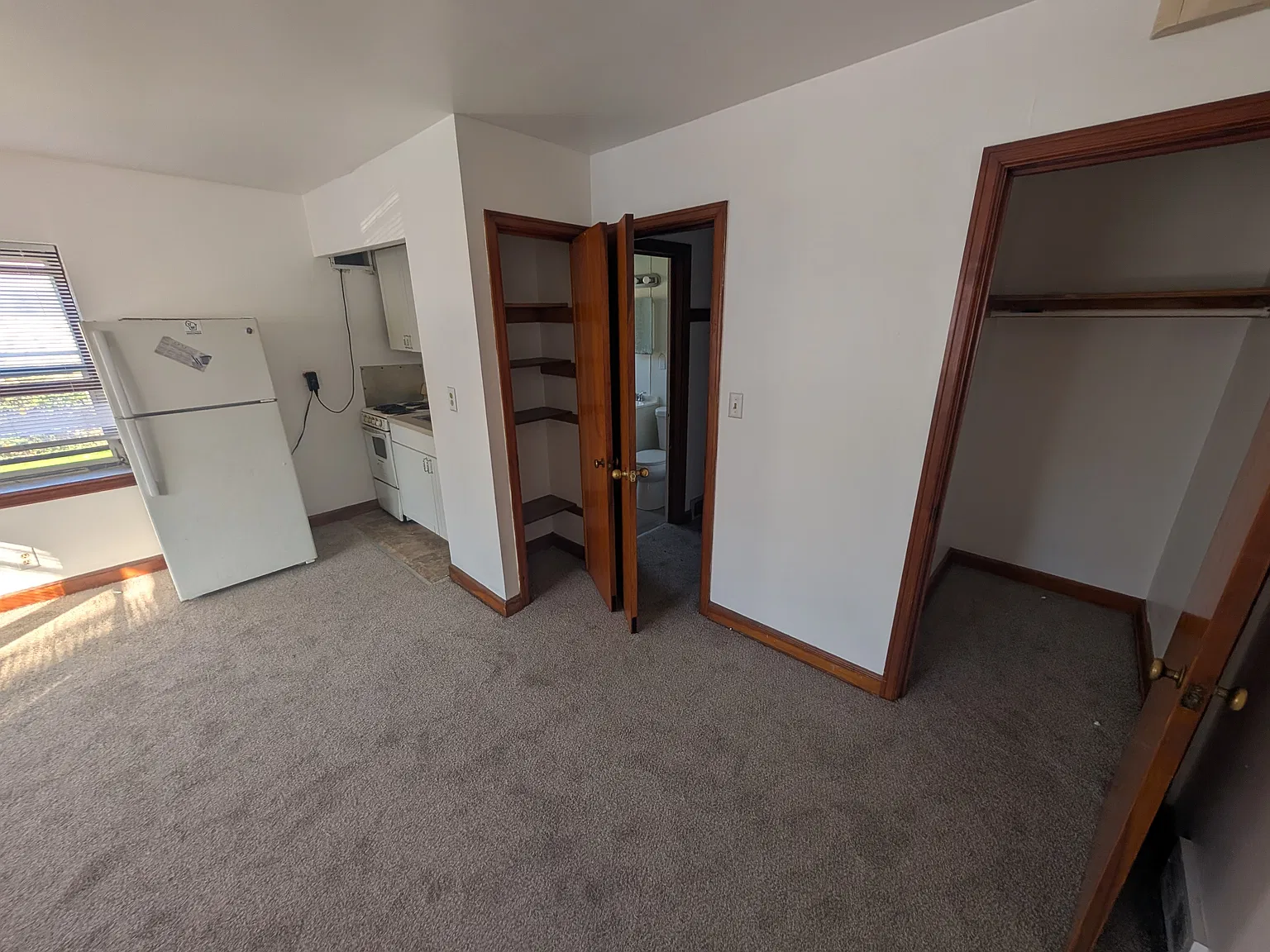 Studio, 505 sqft, $915 — Photo 2