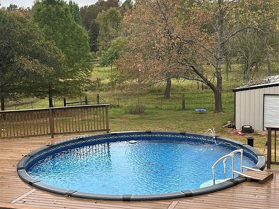 3rd image of 13624 Doe Rd