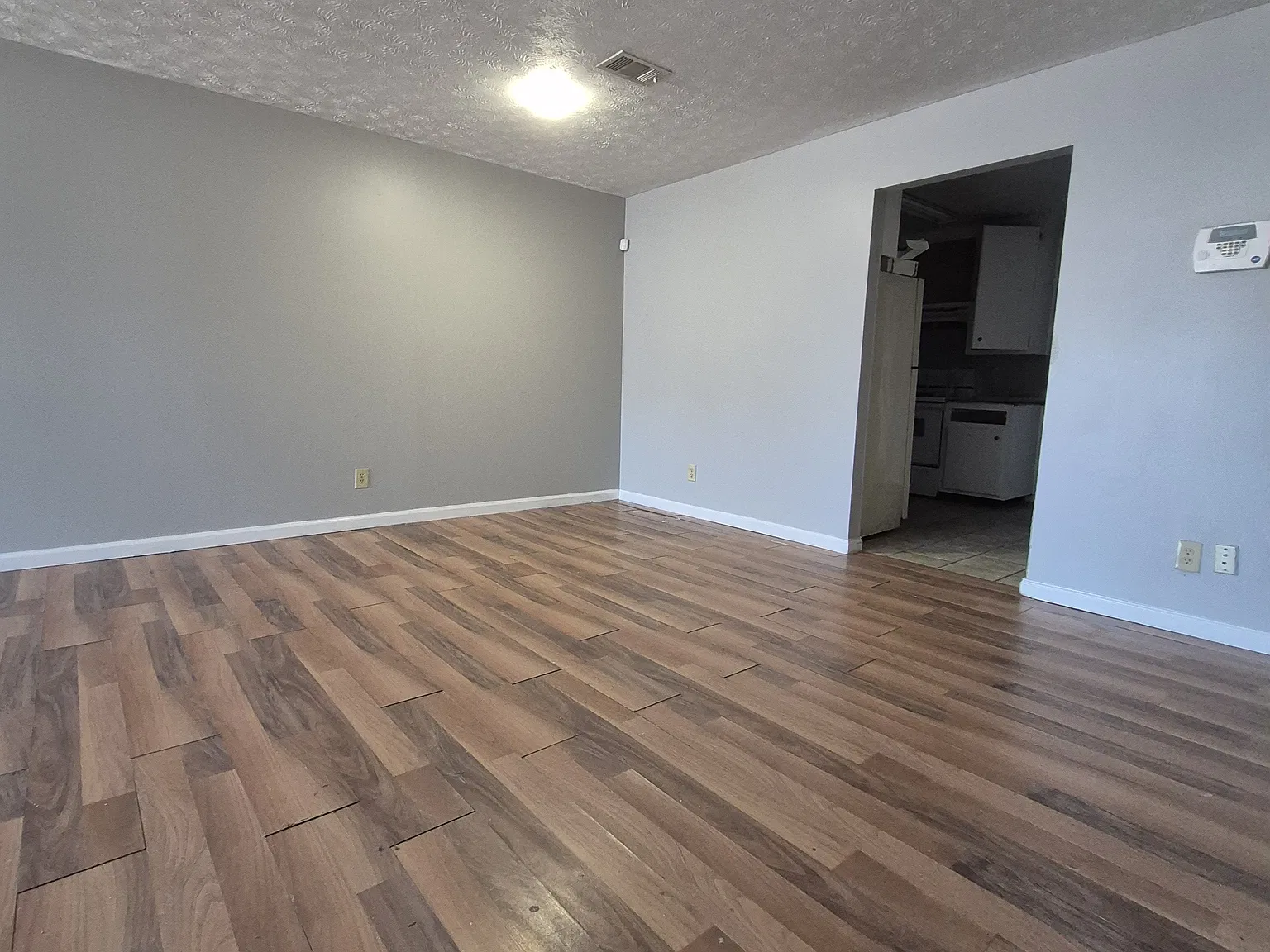 2 bed, 1148 sqft, $1,000 — Photo 4