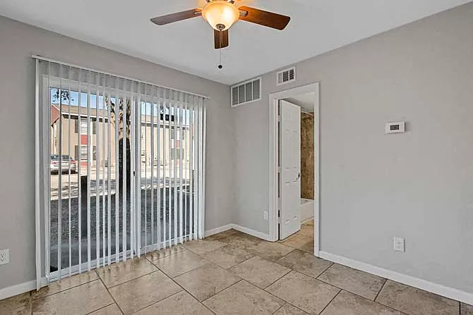 Sage Creek Apartments — Photo 39