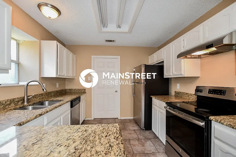 709 Grand Cayman Way — Photo 4