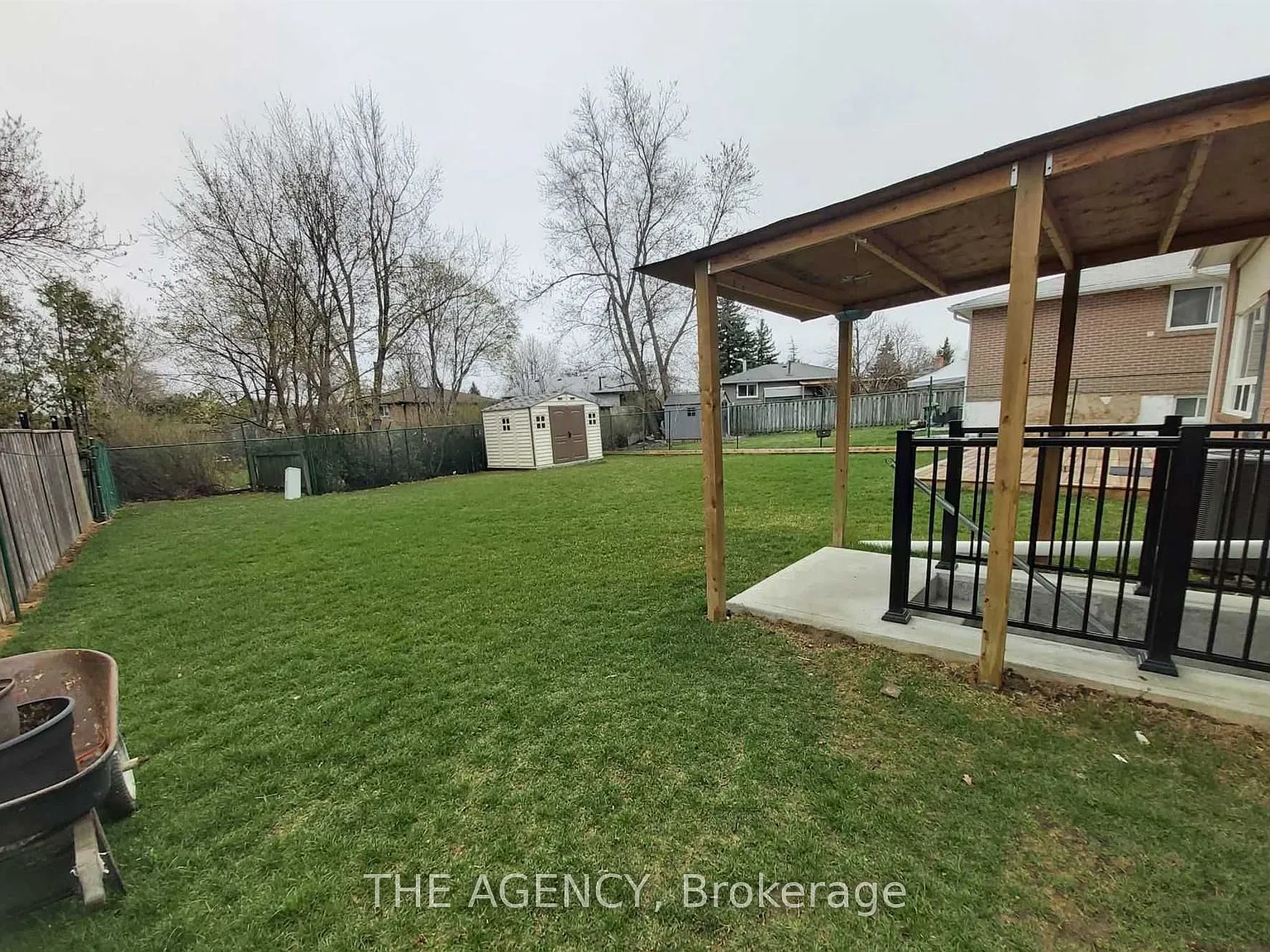 3 bed, $2,100 — Photo 2