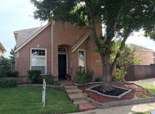 206 Moss Hill Rd, Irving, TX 75063