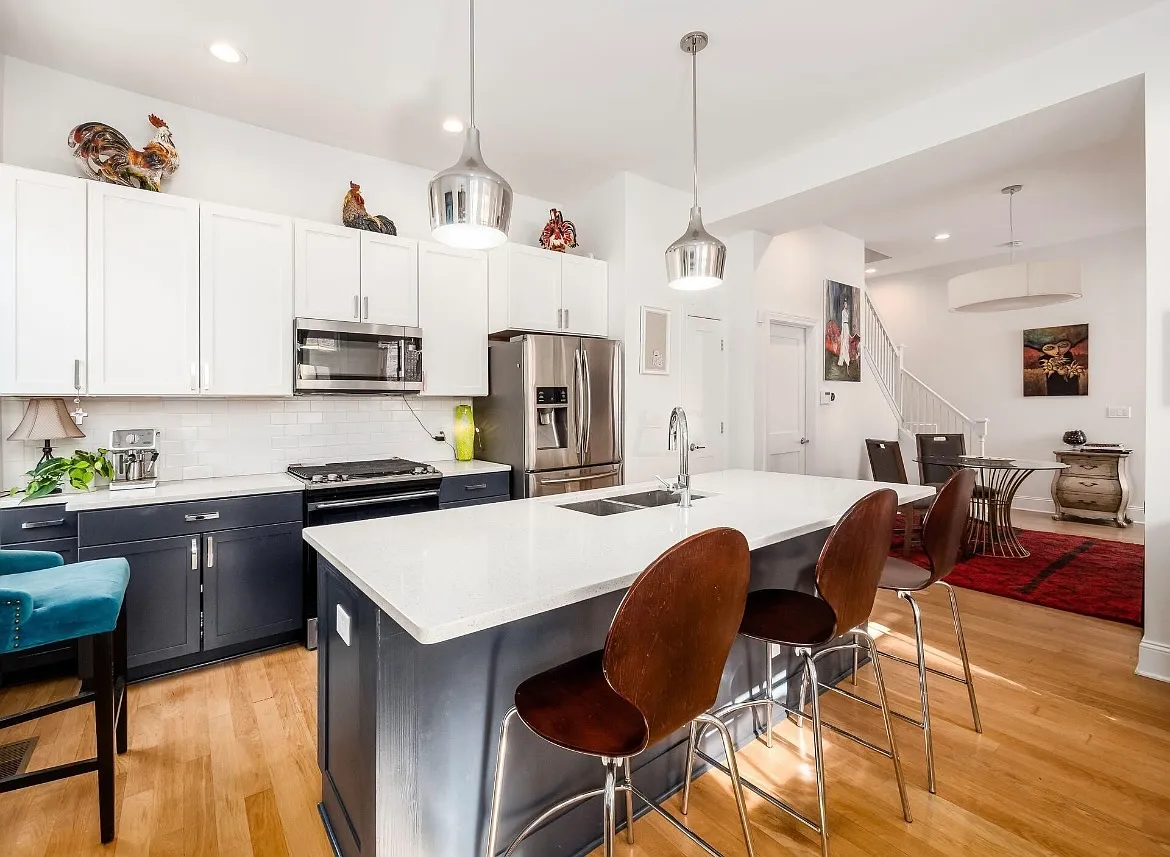 2 bed, 1664 sqft, $2,500 — Photo 4