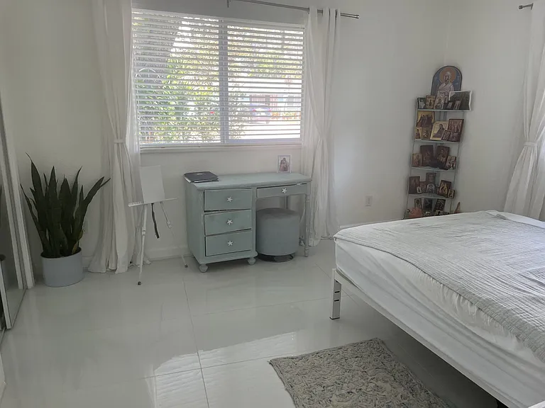504 Richards Ave — Photo 10