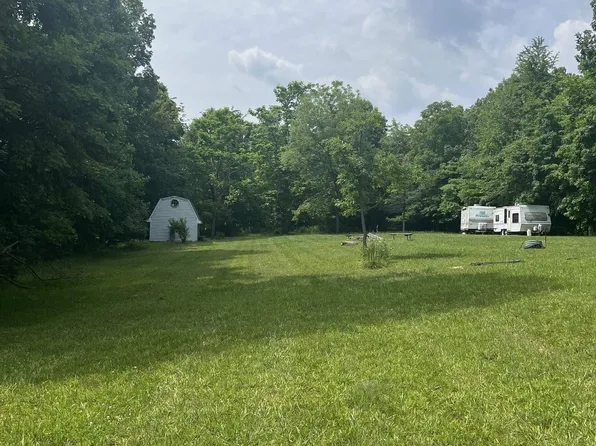 6461 N Richardson Rd, Unionville, IN 47468