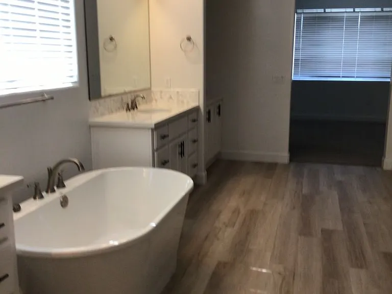2901 Sand Hills Ave — Photo 19