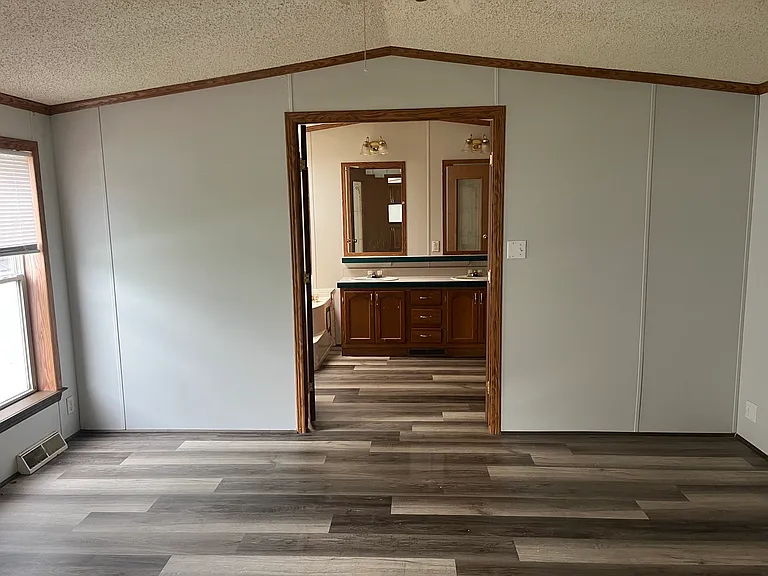 3951 S Mentor Ave #22 — Photo 11