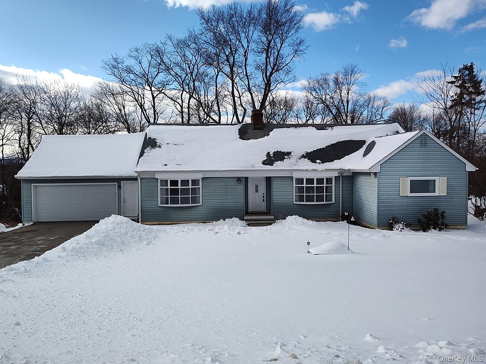 1st image of 52 Clover Hill Drive