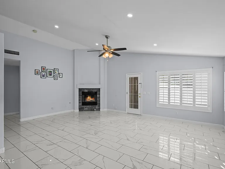 1940 N 128th Dr — Photo 12