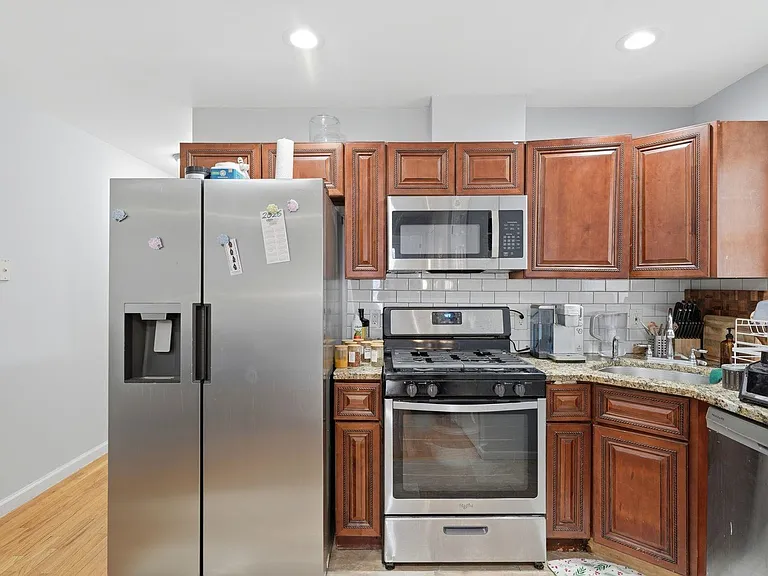 499 Ocean Ave #1 — Photo 6