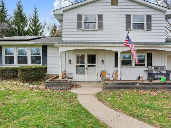 200 Crescent Ave, Kendallville, IN 46755