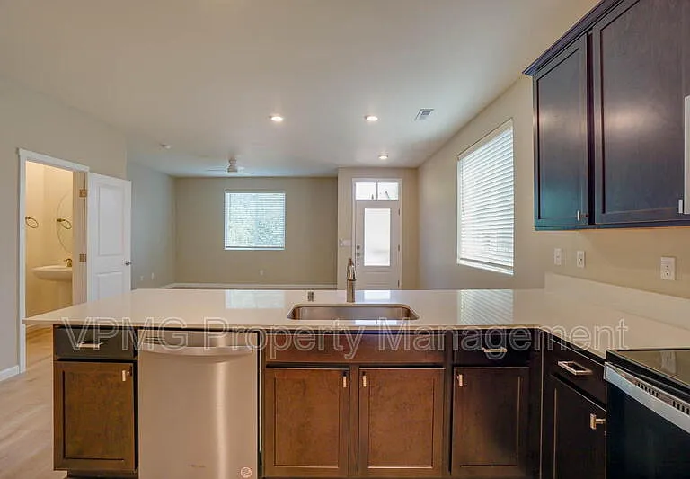7104 NE 155th Pl — Photo 12