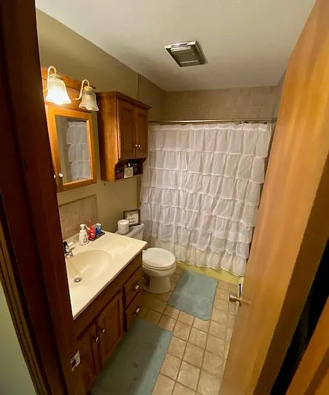 902 Shannon Ln — Photo 8