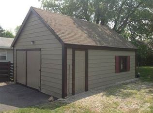 1525 W Avalon Rd, Janesville, WI 53546