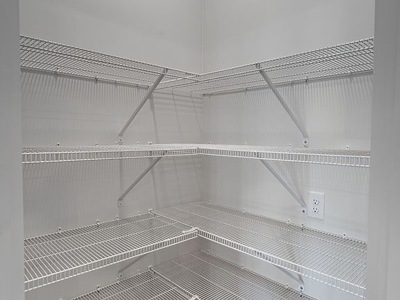3rd image of 4031 Wells Rd
