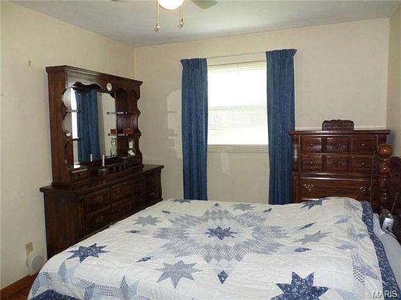 5th image of 2222 Apple Orchard Ln