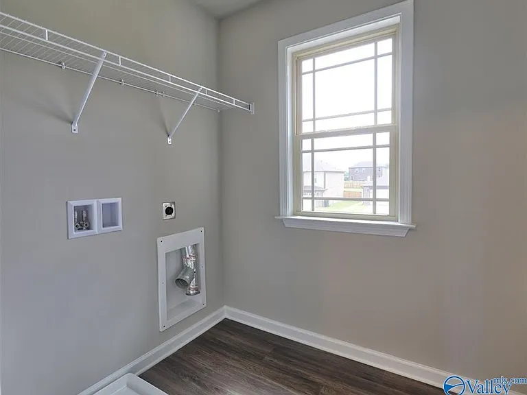 106 Hulsey Ln — Photo 12