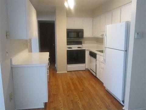3rd image of 8805 George F Bunker Blvd