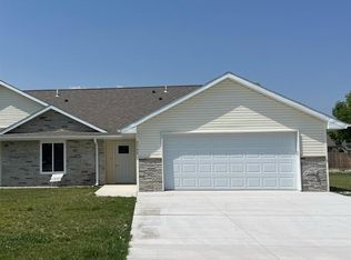 2502 Circle Dr, Scottsbluff, NE 69361