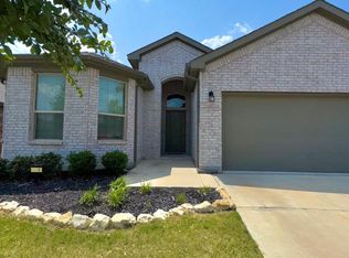 521 Roundstone Rd, Haslet, TX 76052