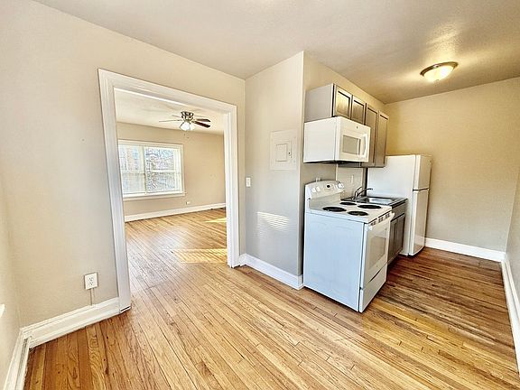 5th image of 3734 Warwick Blvd #3736-206