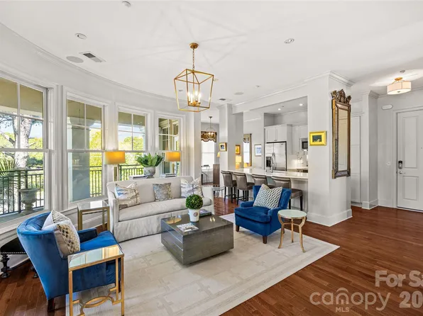 5425 Closeburn Rd APT 215, Charlotte, NC 28210