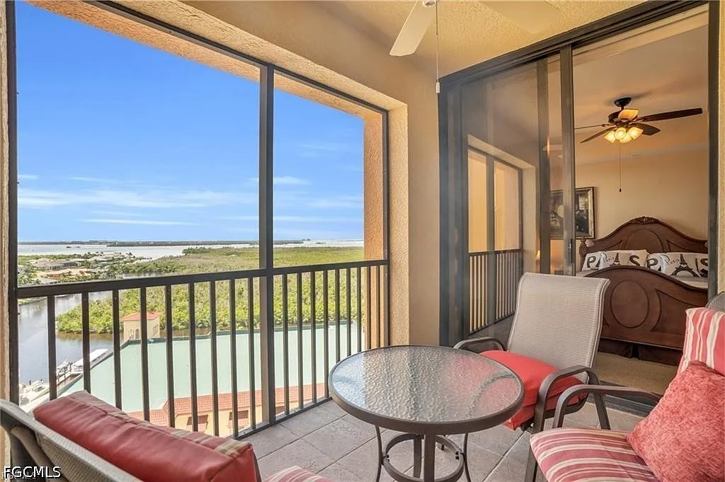 3 bed, 2.0 bath, 1544 sqft, $3,200 — Photo 1