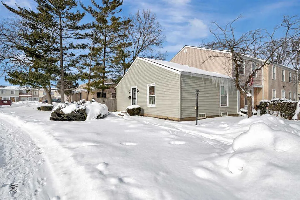 1191 Provincetown Dr photo 1