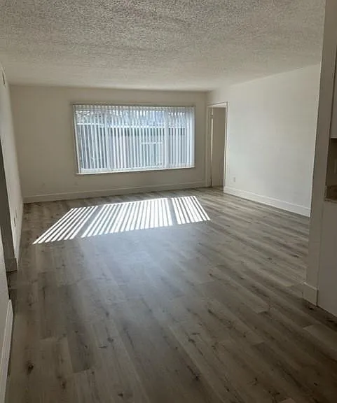The Palms Apartments — Photo 51