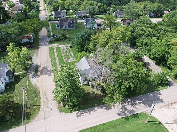 4th image of 104 Warner Dr