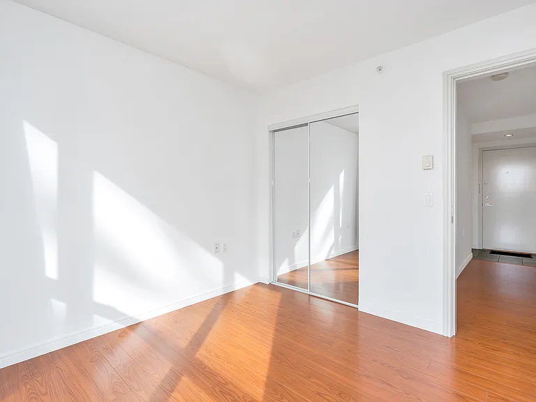 1068 Hornby St #1106 — Photo 13