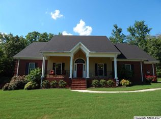 1505 State St NW, Hartselle, AL 35640