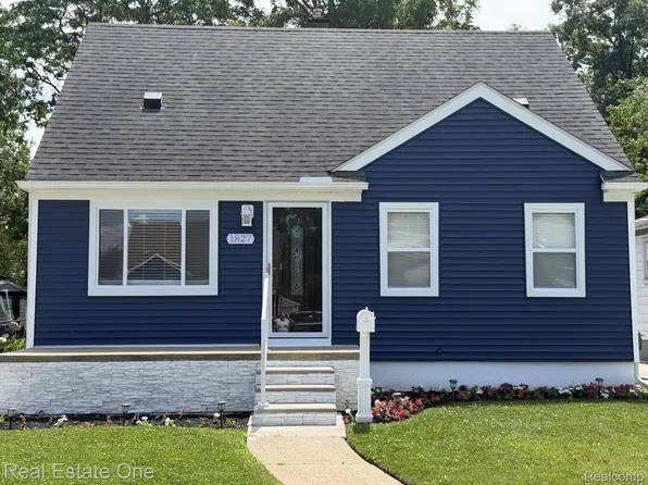1827 Ford Blvd, Lincoln Park, MI 48146