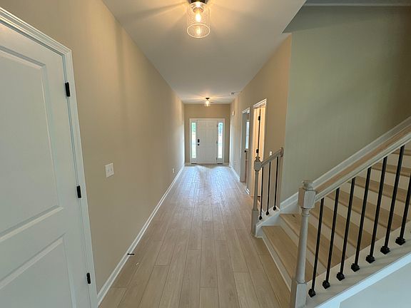 2nd image of 1127 Southall Lane