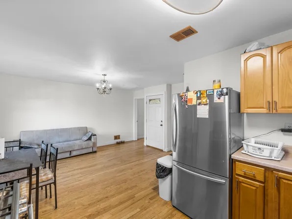 360 Gorge Rd Floor 2, Cliffside Park, NJ 07010