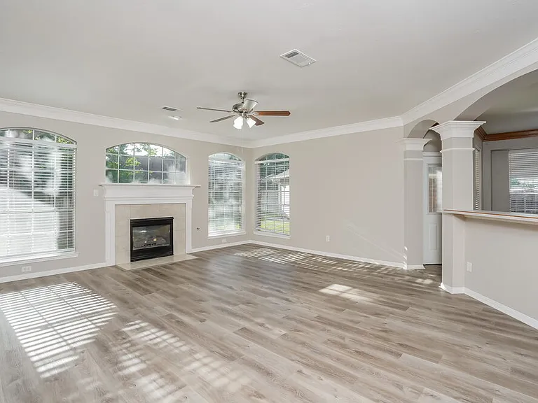 1423 Tilman Dr — Photo 5