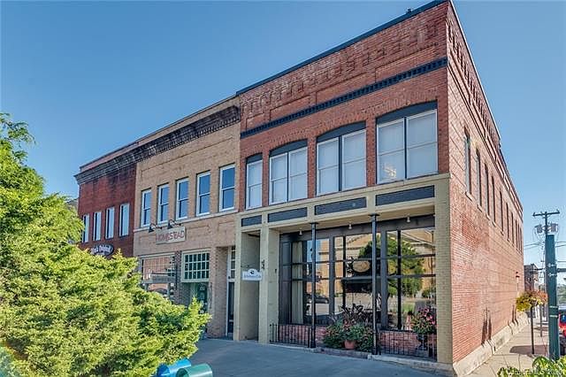 1st image of 104 N Main St