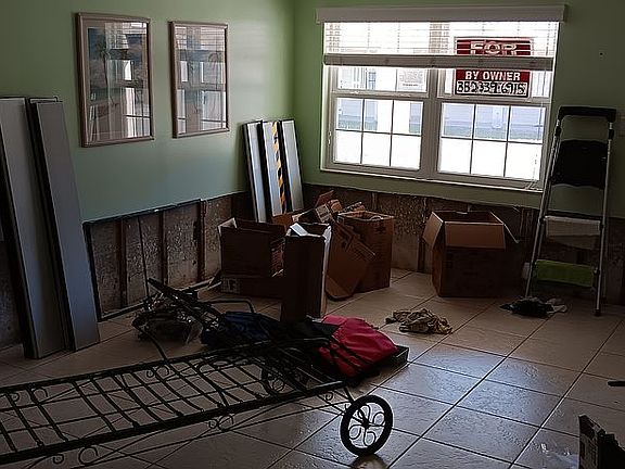 5th image of 10 SE Kings Bay Dr APT 8