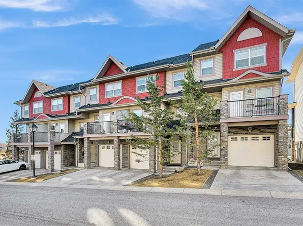 119 W Panatella Hl NW, Calgary, AB T3K 0S7