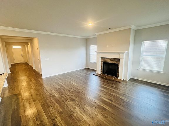 4th image of 107 Caden Ct