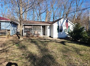 326 Level St, Charlestown, IN 47111